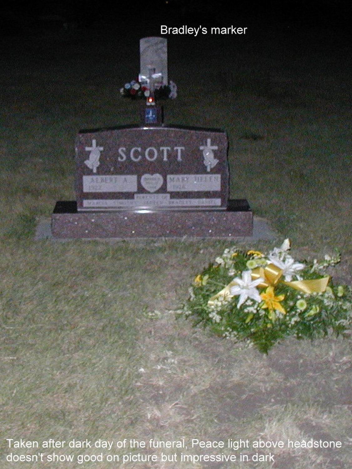 2004-07-29-52 Mom's Funeral.jpg